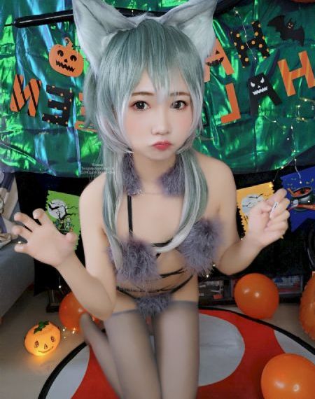 张伟